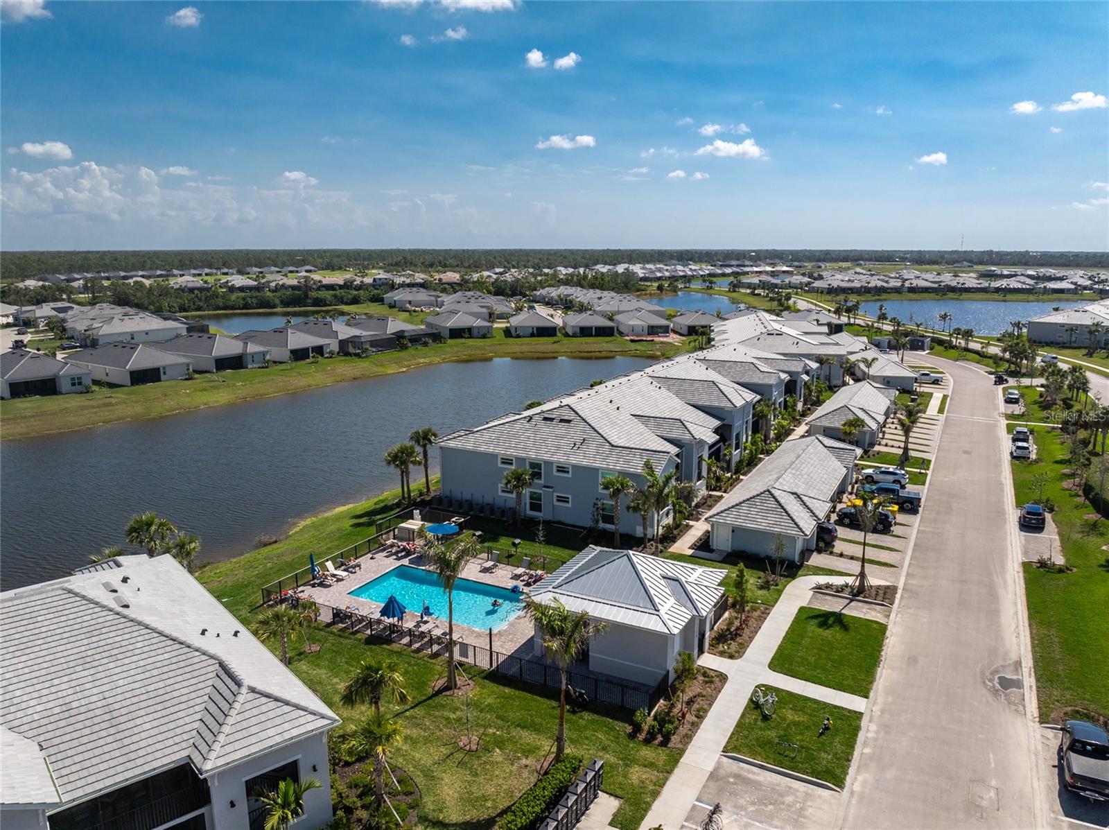 14204 HERITAGE LANDING BLVD #724