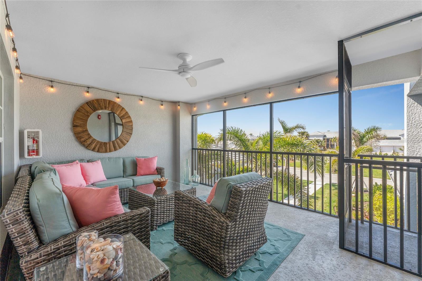 14204 HERITAGE LANDING BLVD #724