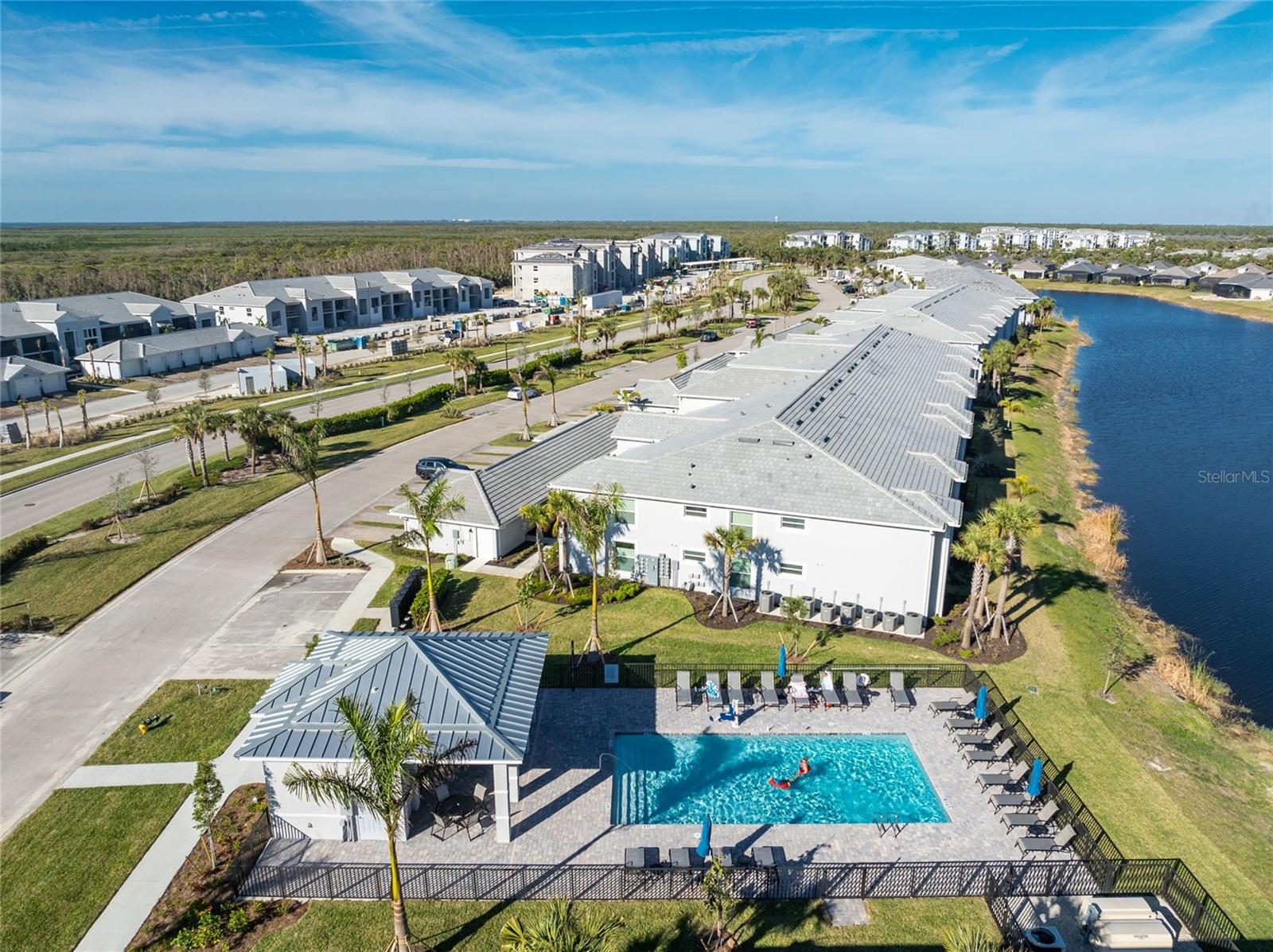 14204 HERITAGE LANDING BLVD #724