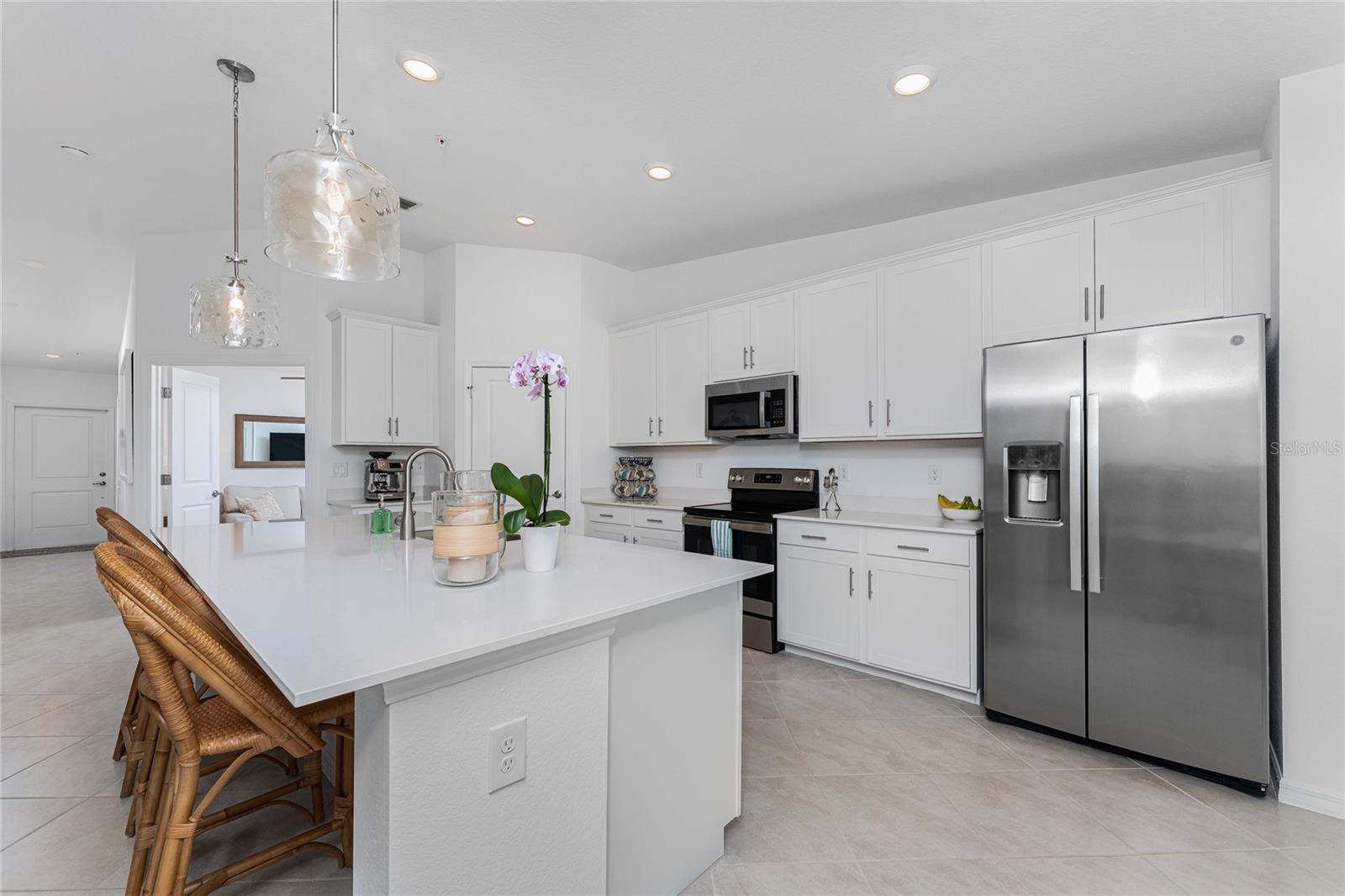 14204 HERITAGE LANDING BLVD #724