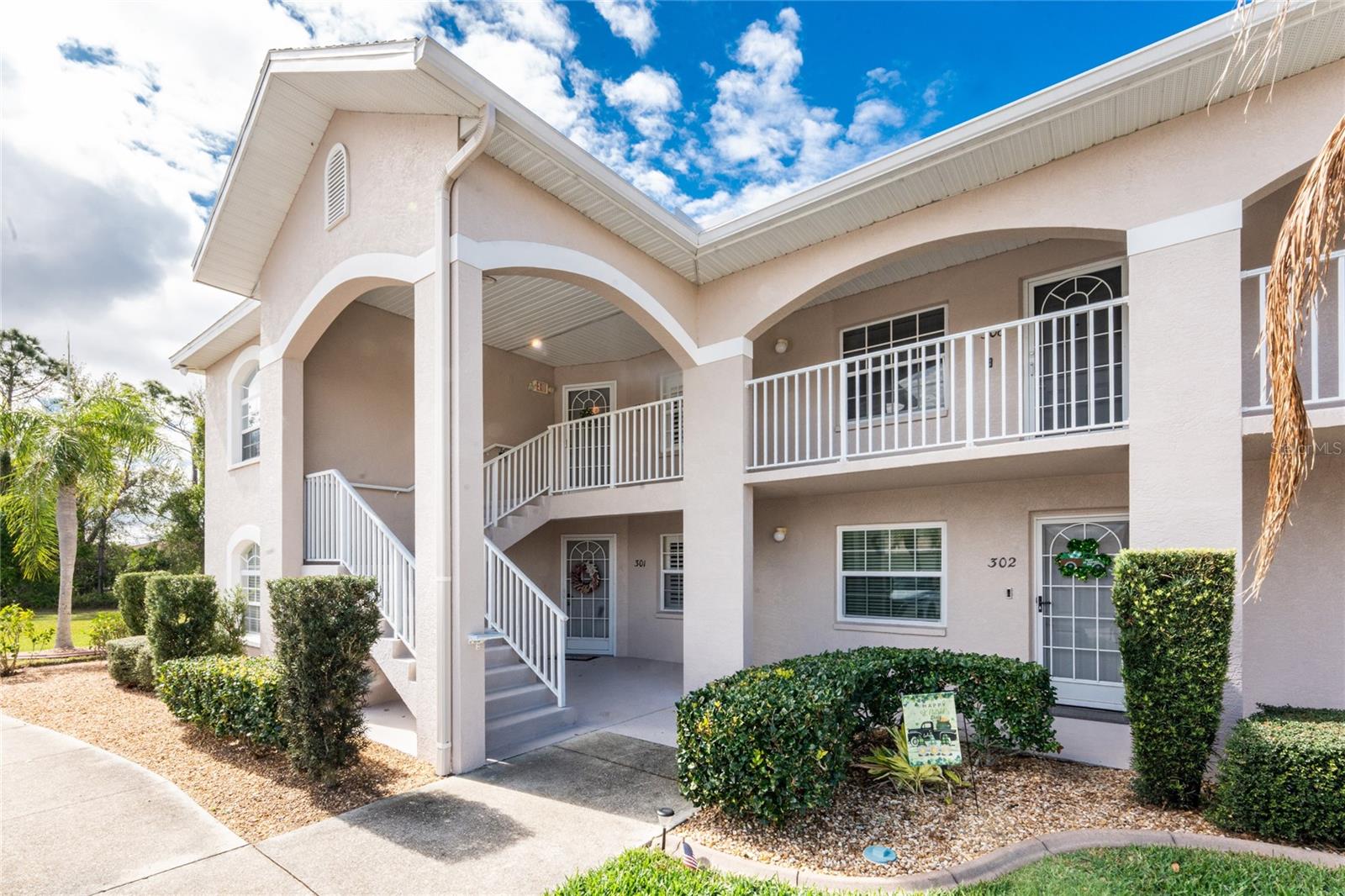 11644 SW EGRET CIR #305