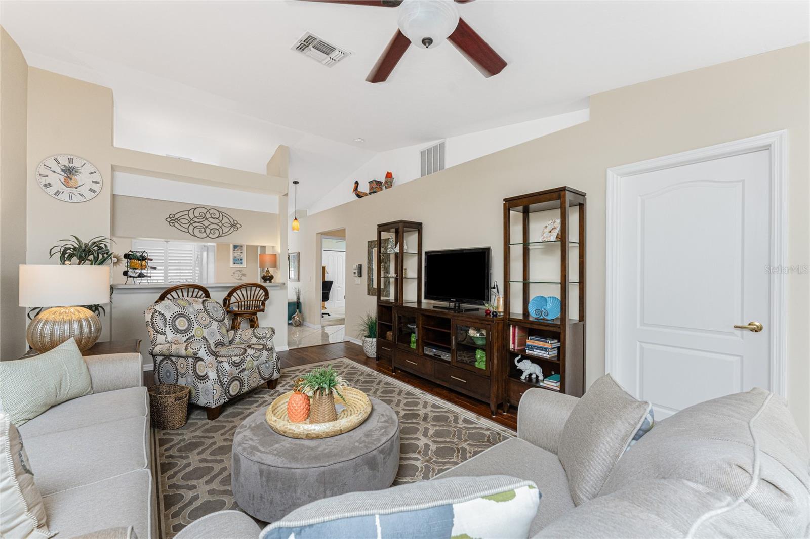 11644 SW EGRET CIR #305