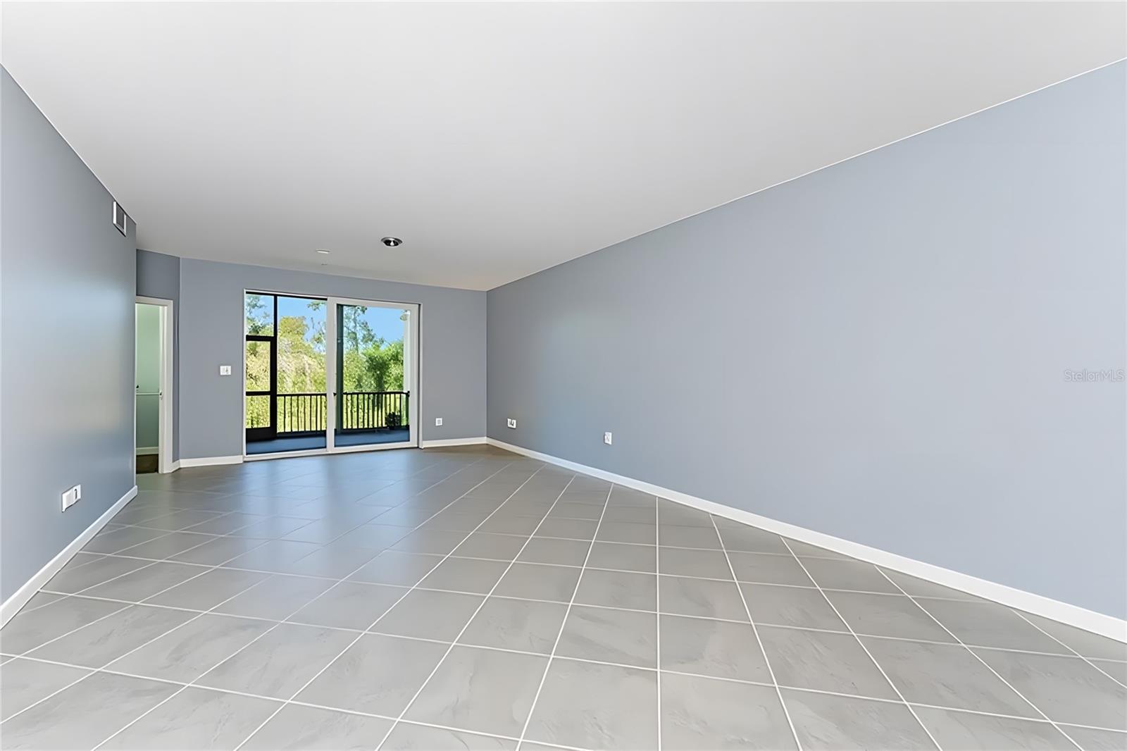 14281 HERITAGE LANDING BLVD #1411