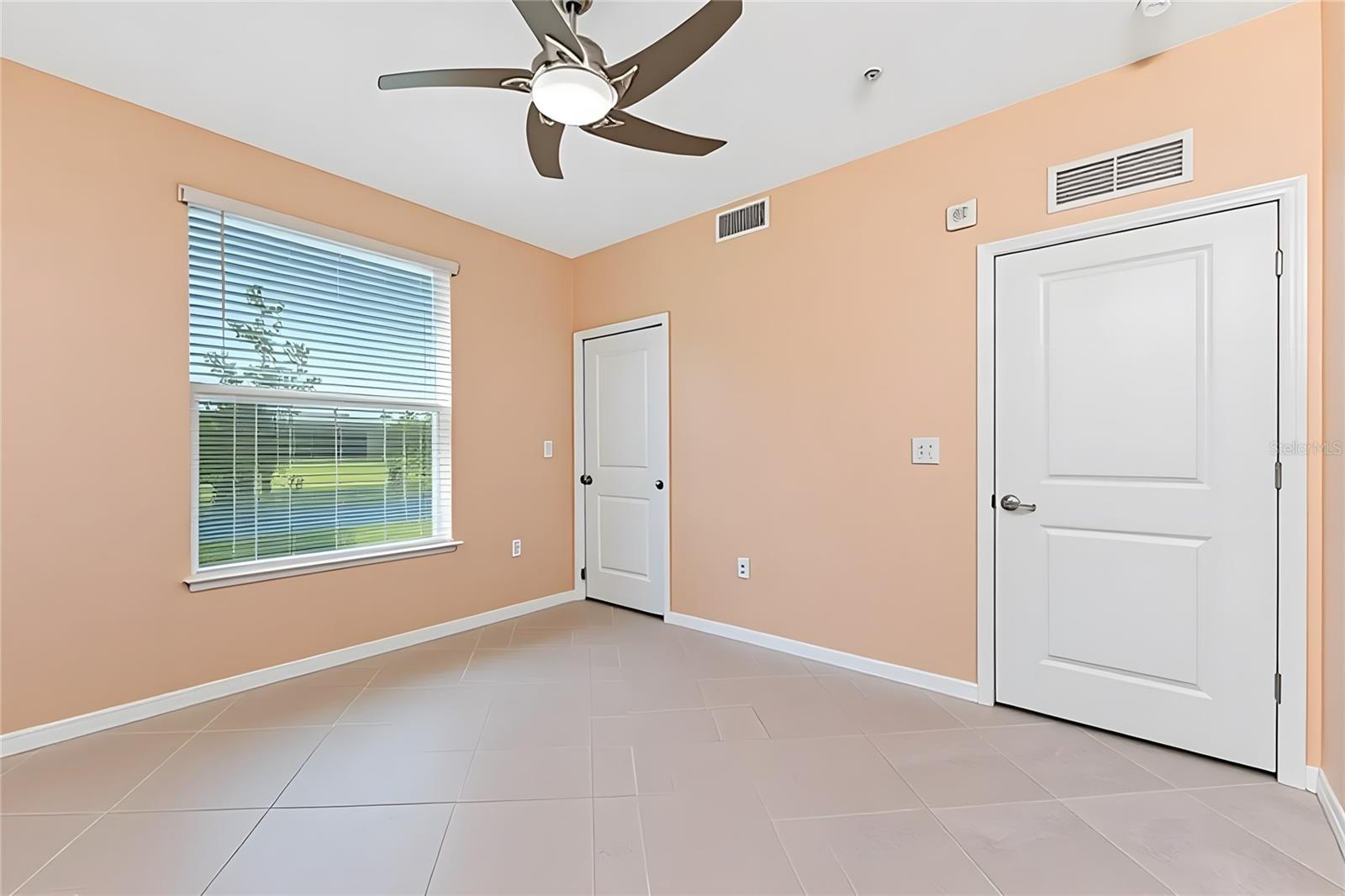 14281 HERITAGE LANDING BLVD #1411