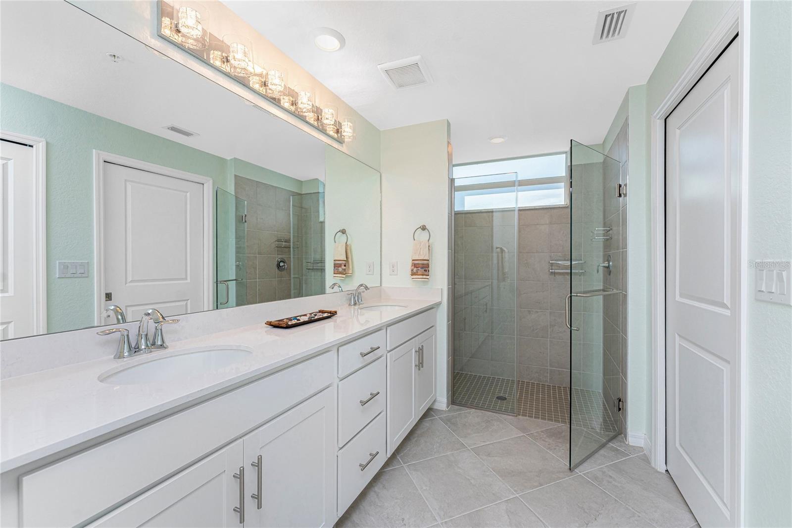 14281 HERITAGE LANDING BLVD #1411