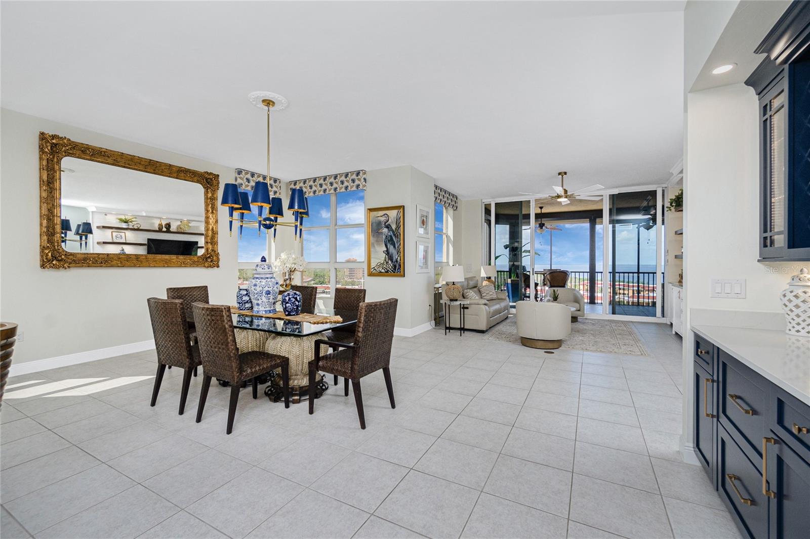 3313 SUNSET KEY CIR #701