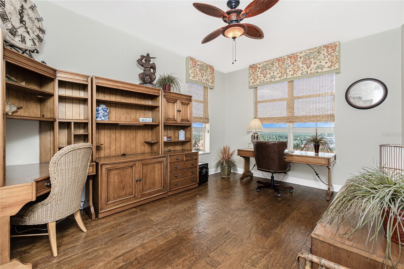 3313 SUNSET KEY CIR #701