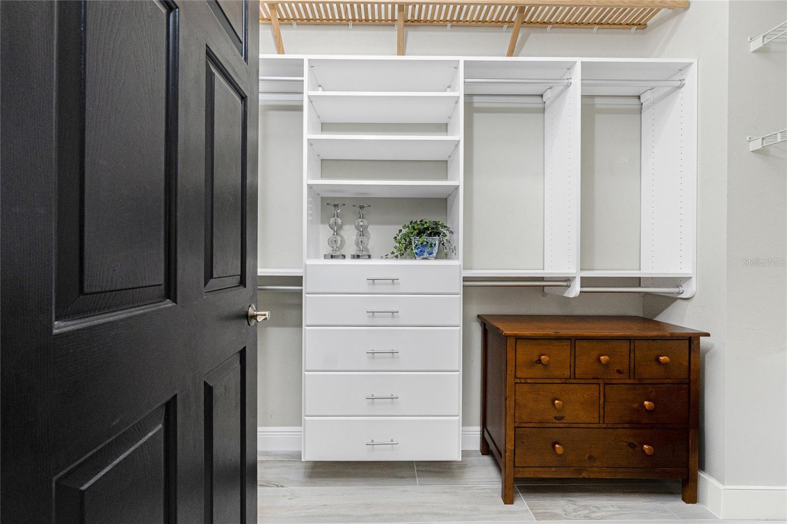 3313 SUNSET KEY CIR #701