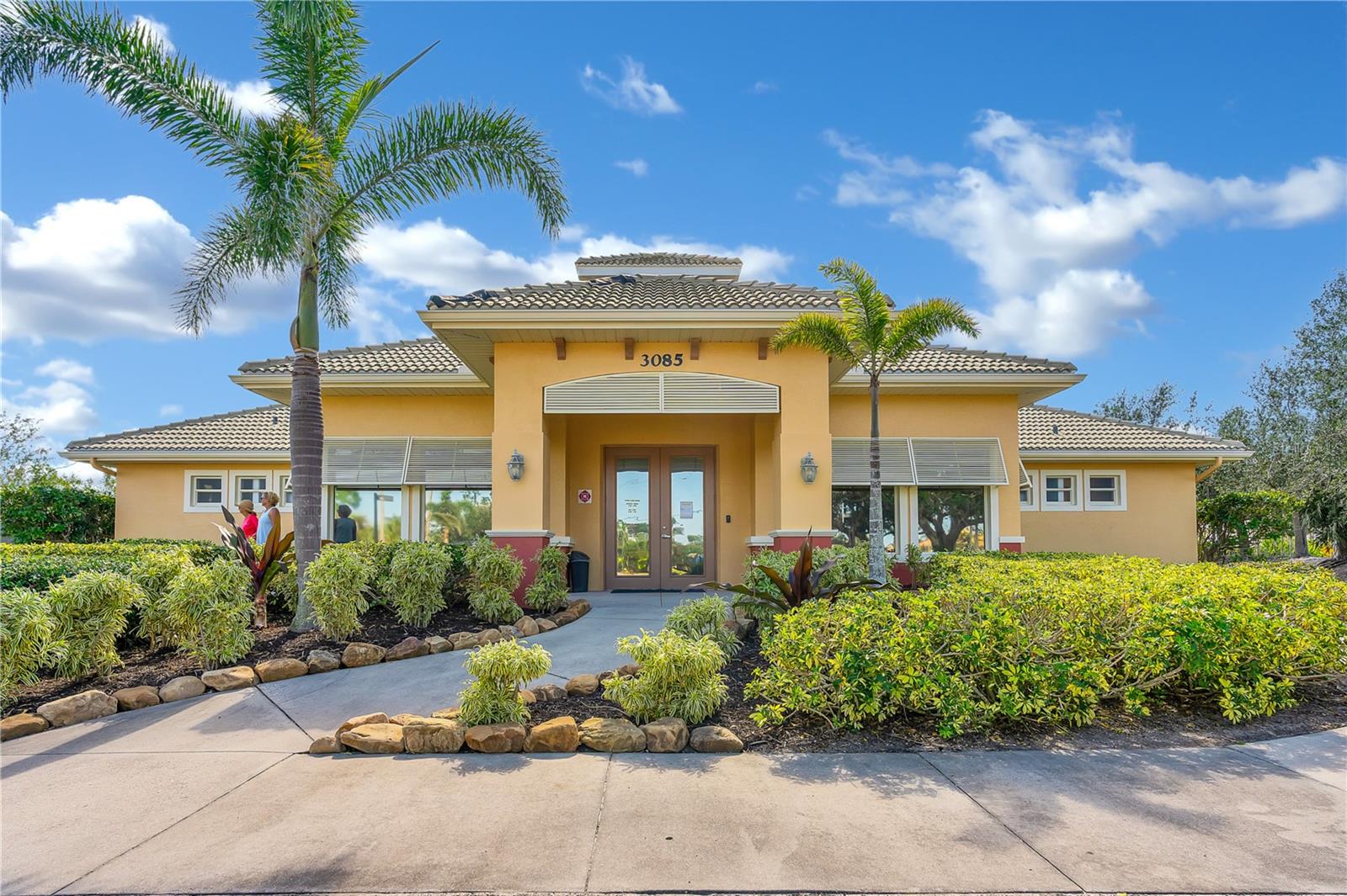 3313 SUNSET KEY CIR #701