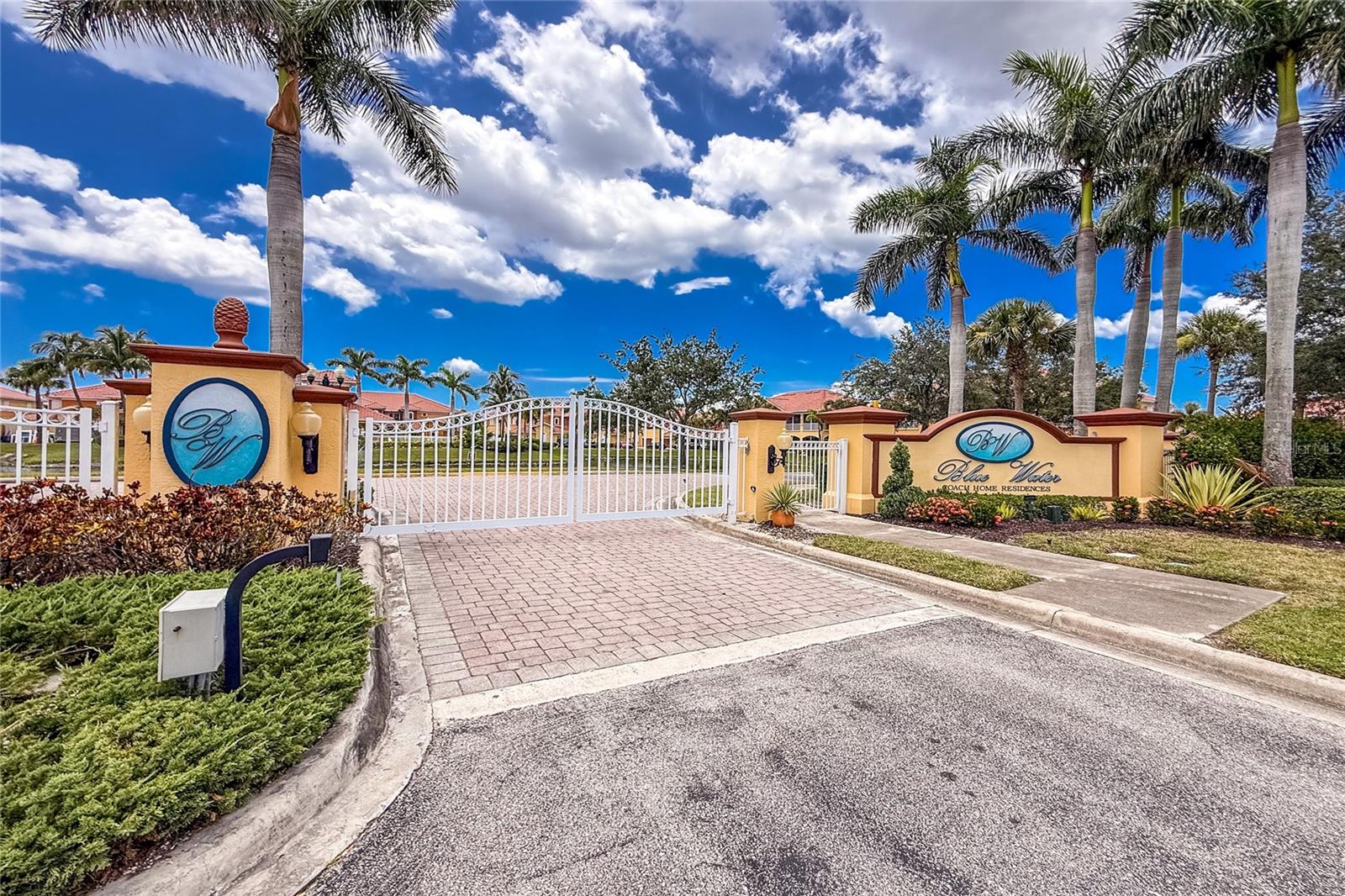 175 SHADROE COVE CIR #1104