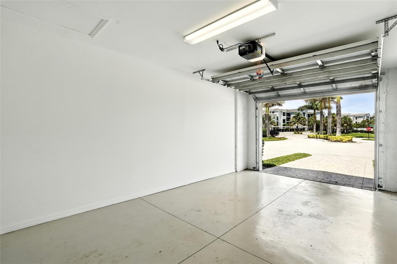 14070 HERITAGE LANDING BLVD #413