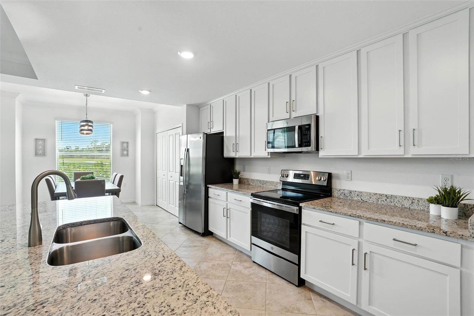 14070 HERITAGE LANDING BLVD #413