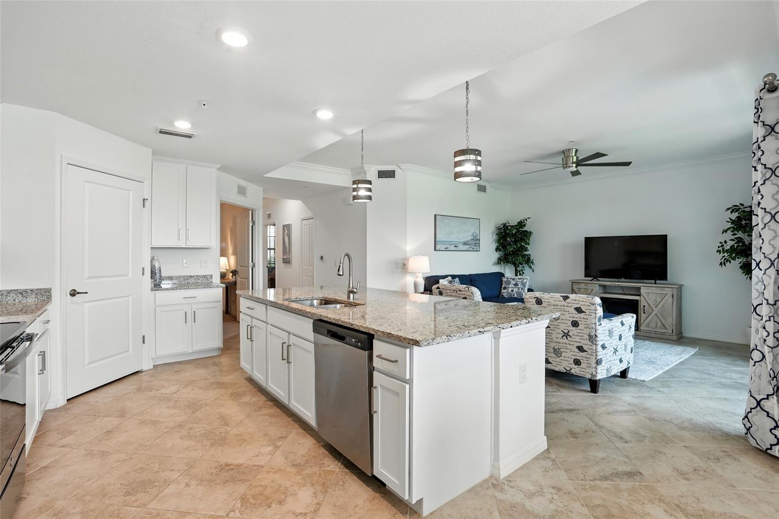 14070 HERITAGE LANDING BLVD #413