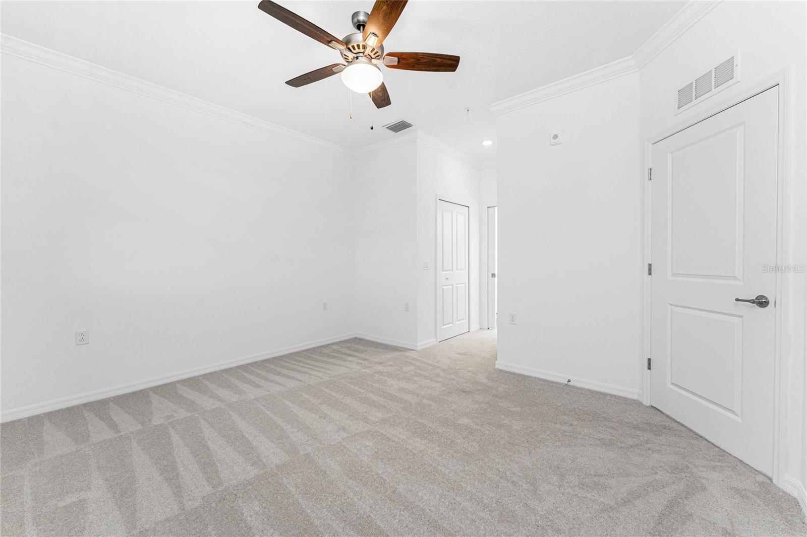 14121 HERITAGE LANDING BLVD #731