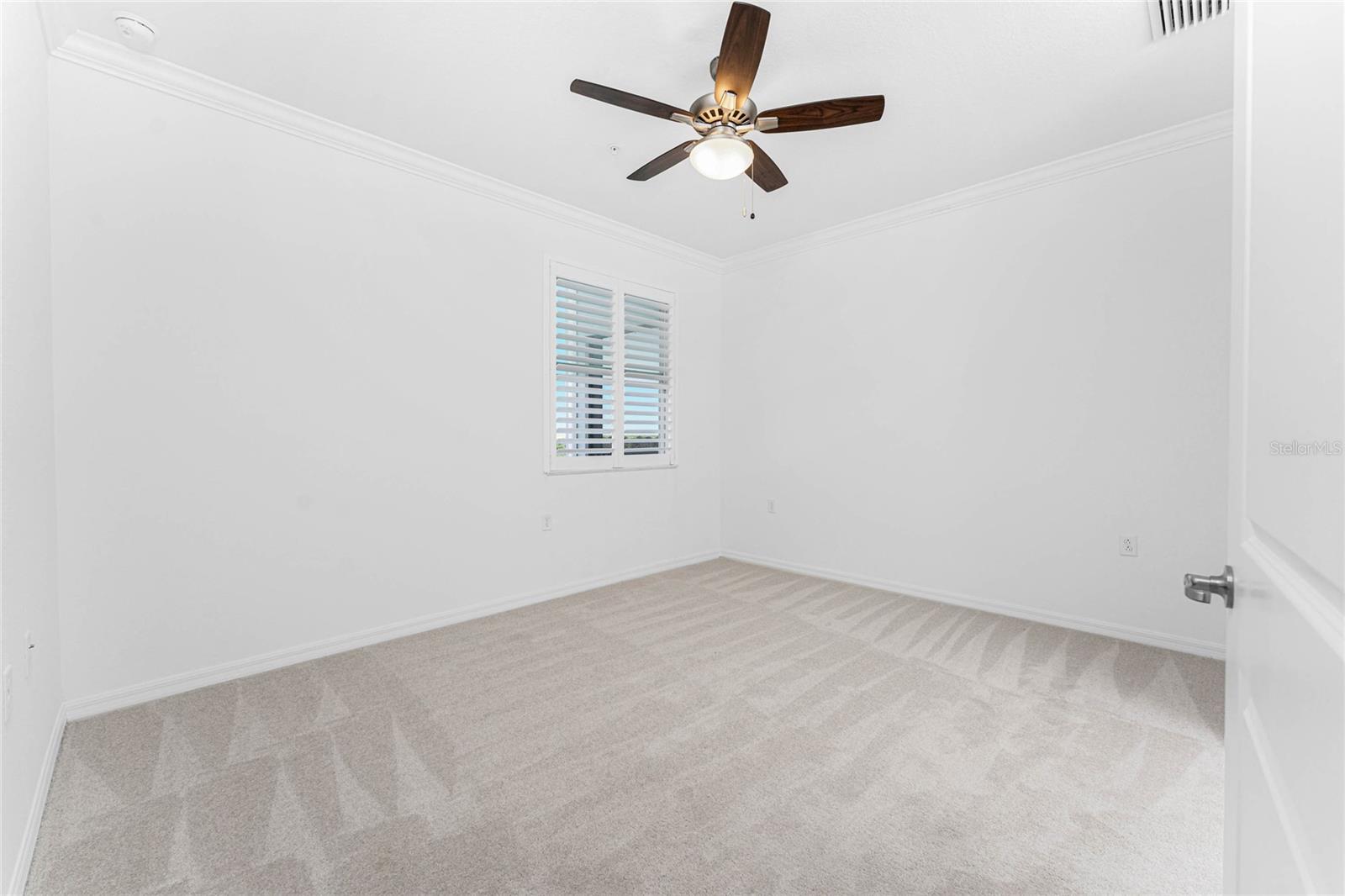 14121 HERITAGE LANDING BLVD #731