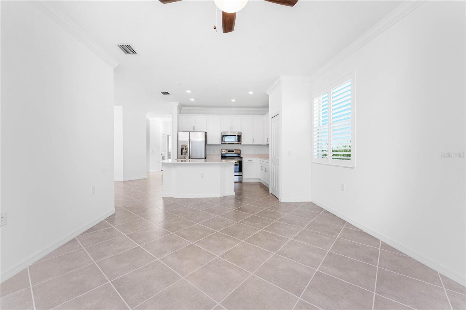 14121 HERITAGE LANDING BLVD #731