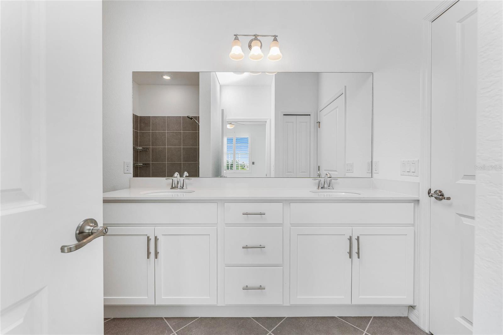 14121 HERITAGE LANDING BLVD #731