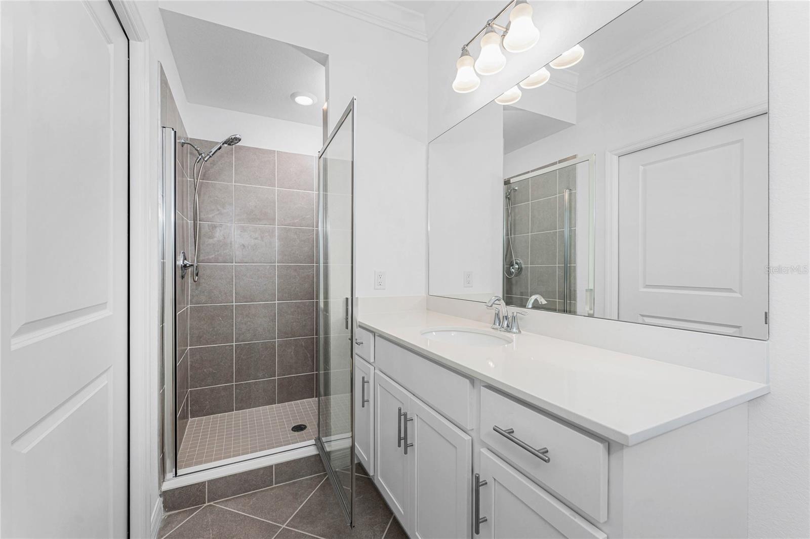 14121 HERITAGE LANDING BLVD #731