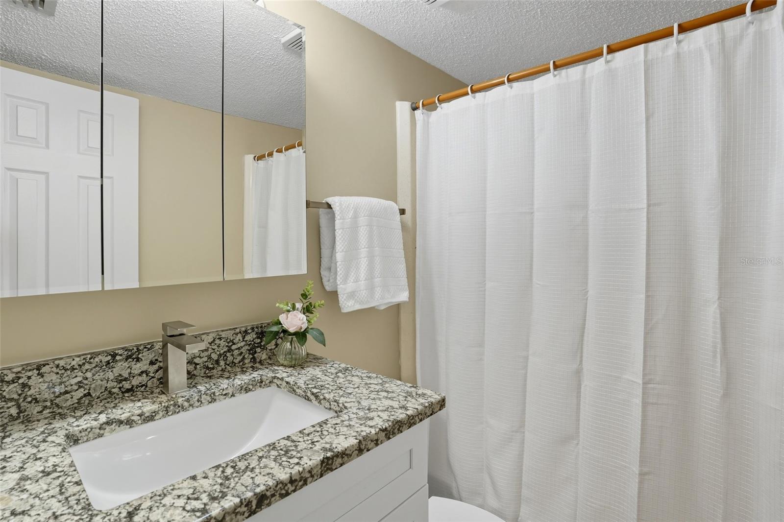 4158 TAMIAMI TRL #H2