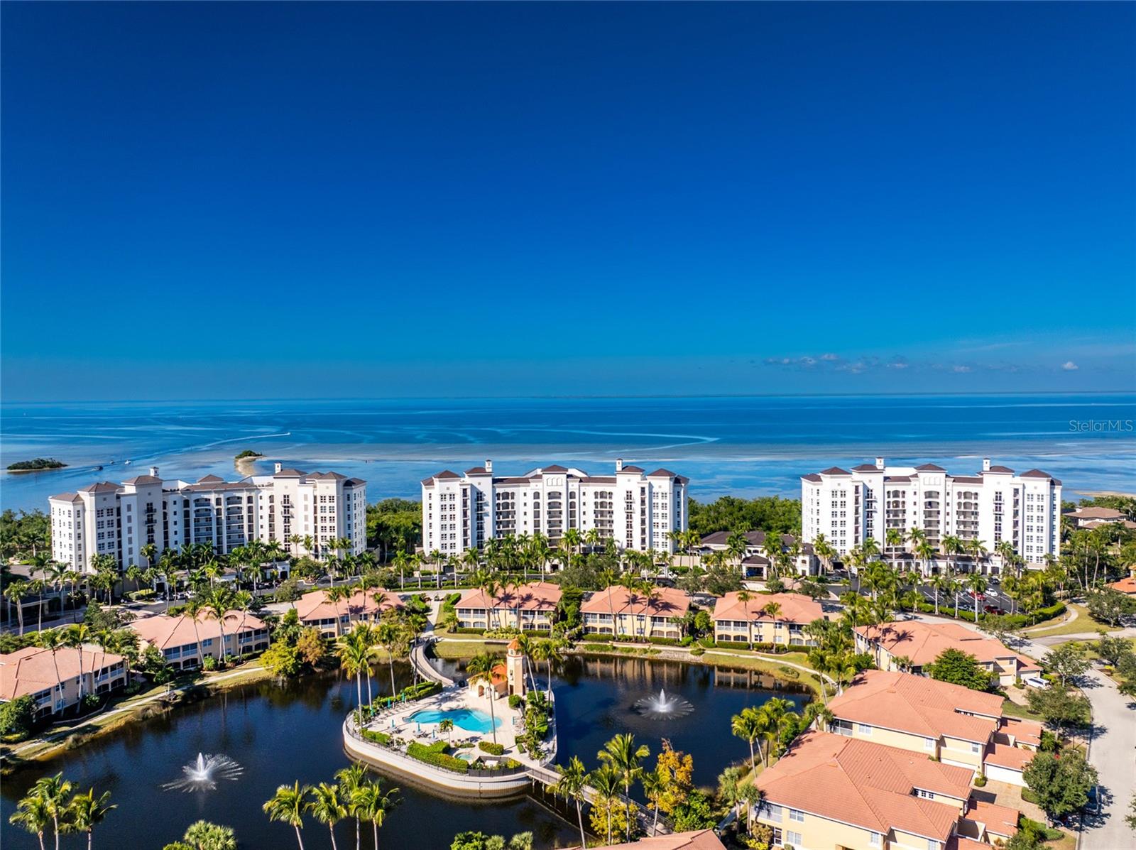 3329 SUNSET KEY CIR #301