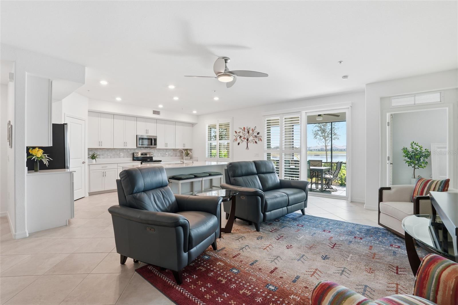 14144 POPPY FIELD LOOP #4211