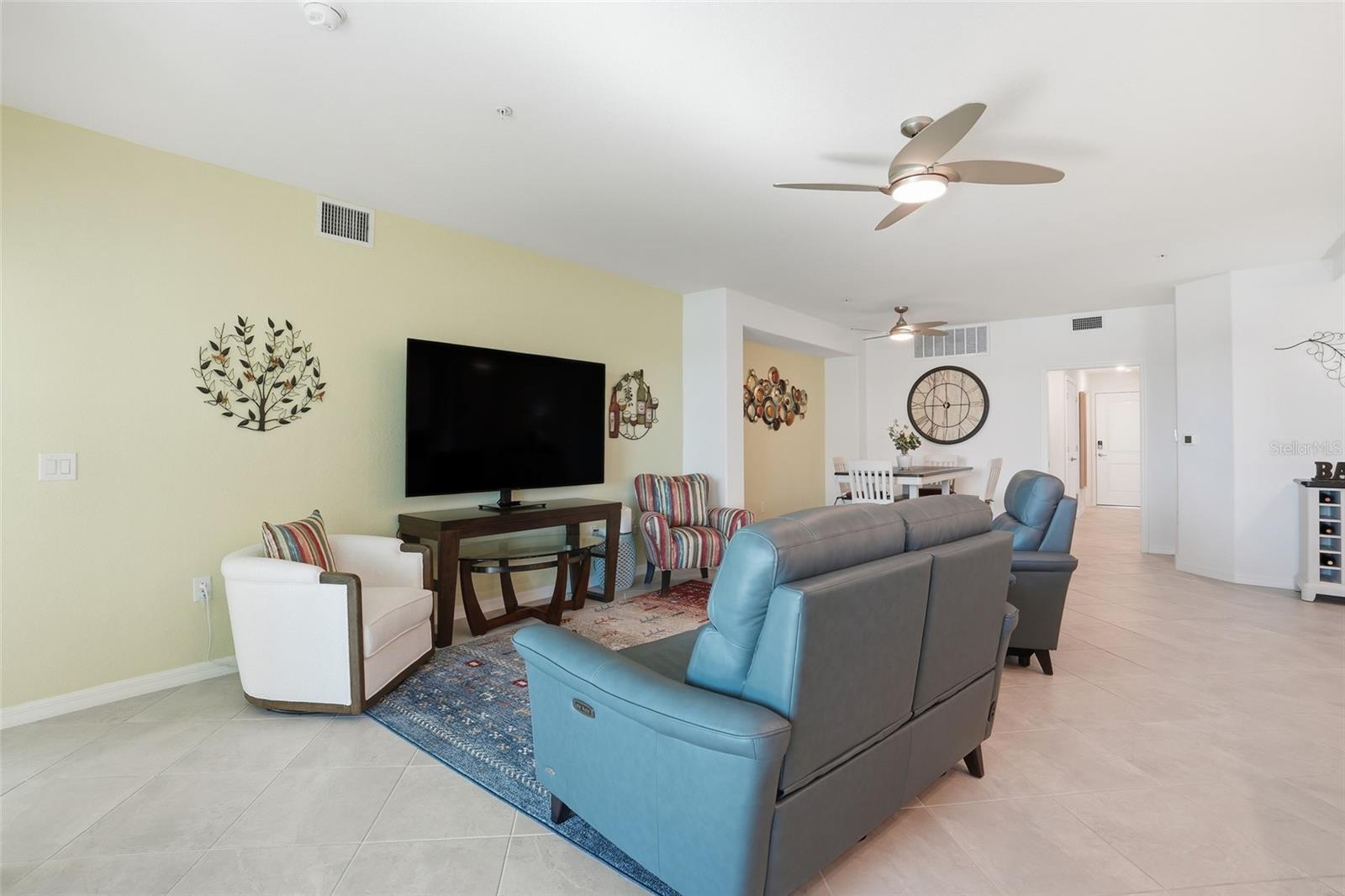 14144 POPPY FIELD LOOP #4211