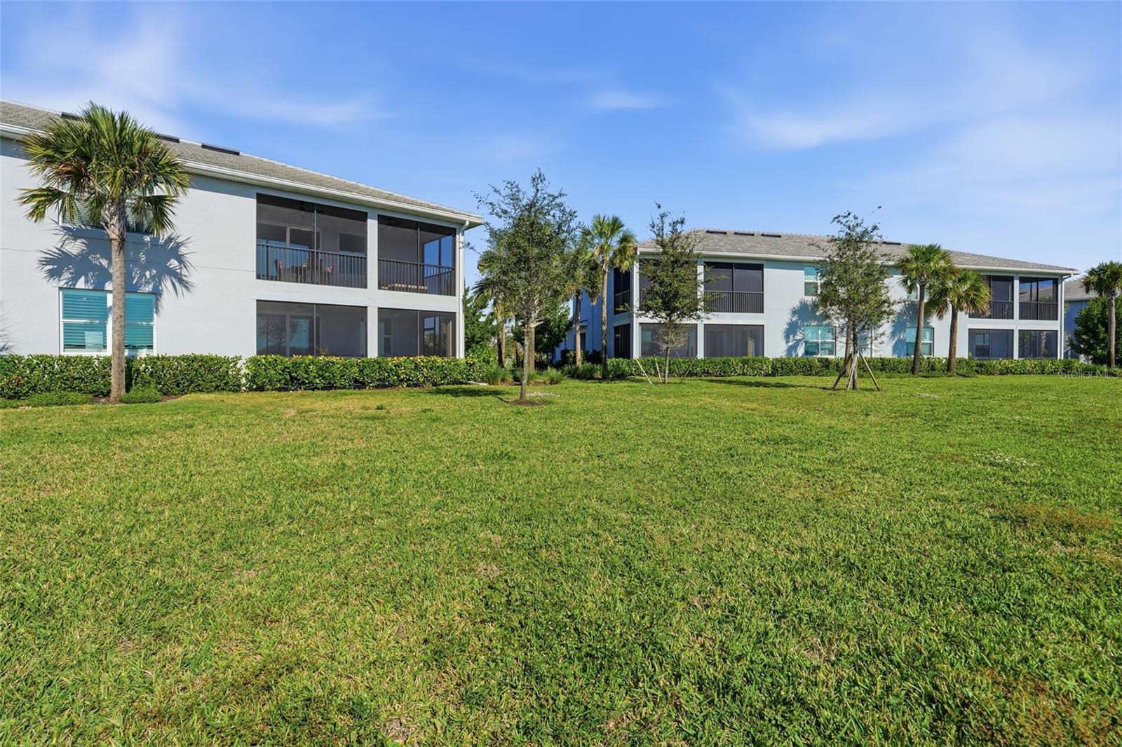 14144 POPPY FIELD LOOP #4211