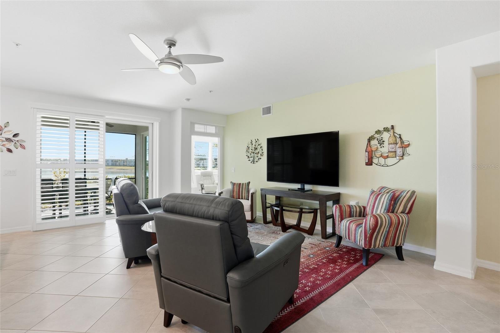 14144 POPPY FIELD LOOP #4211