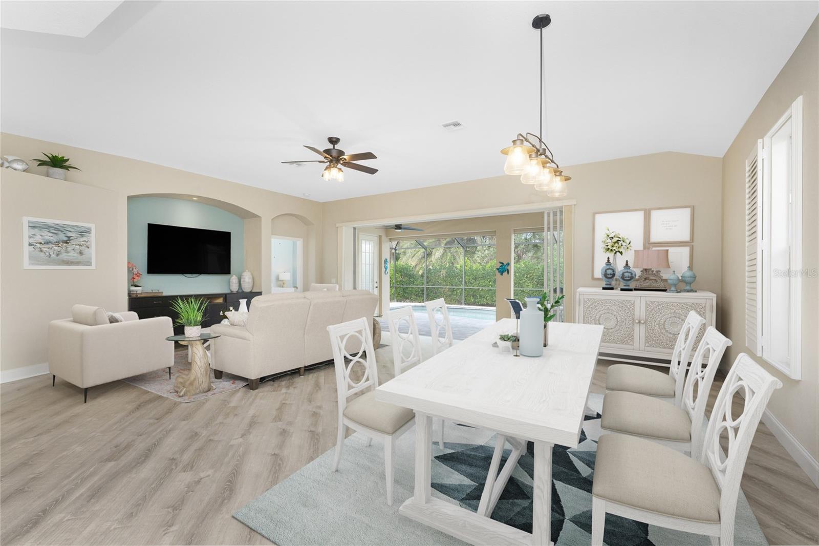 17929 COURTSIDE LANDINGS CIR