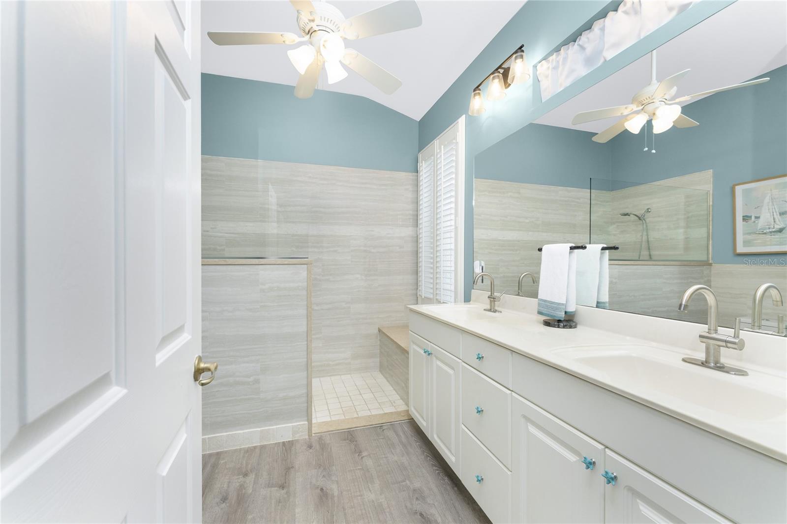 17929 COURTSIDE LANDINGS CIR