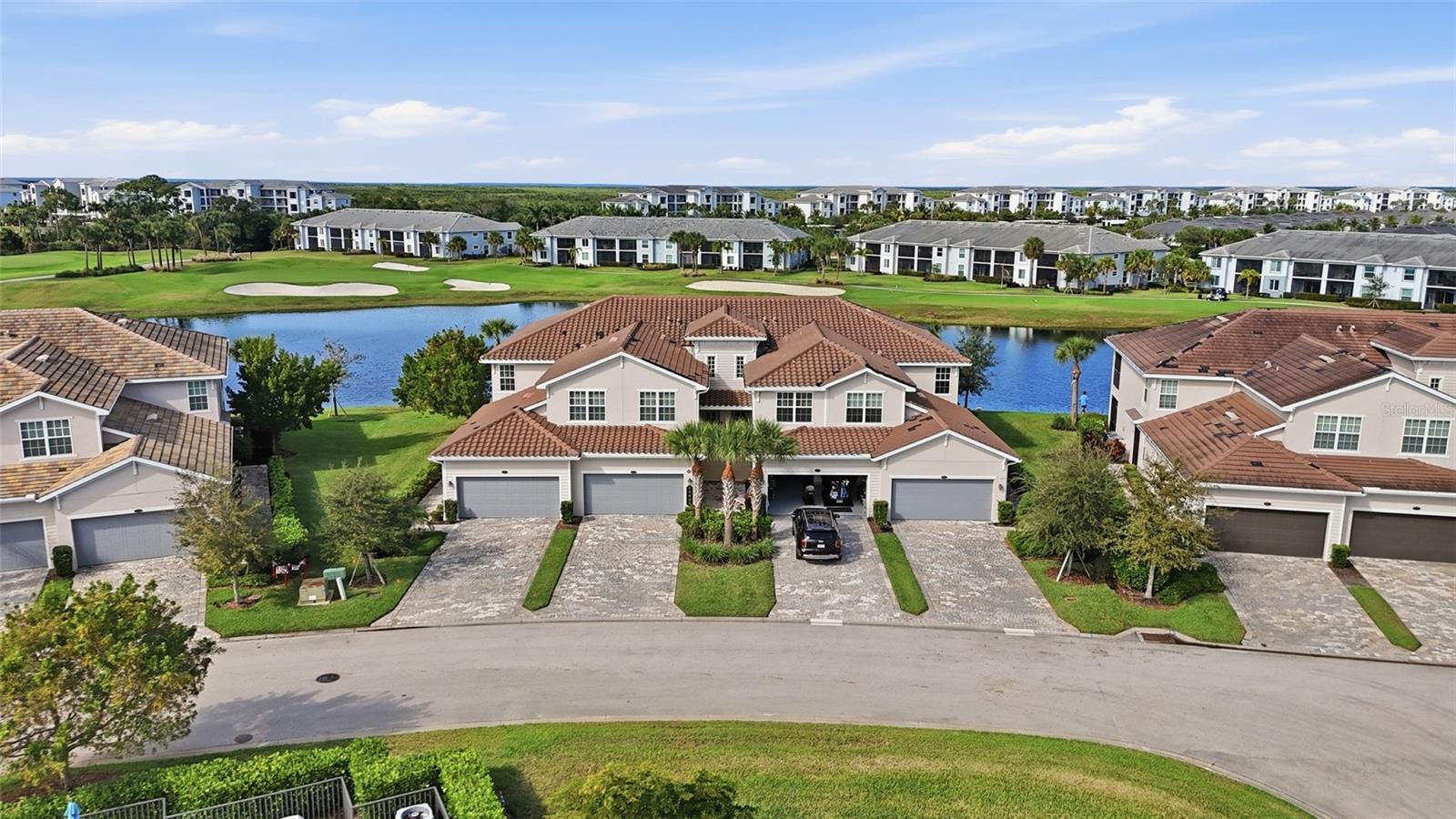 14033 BLACK BEAUTY DR #512