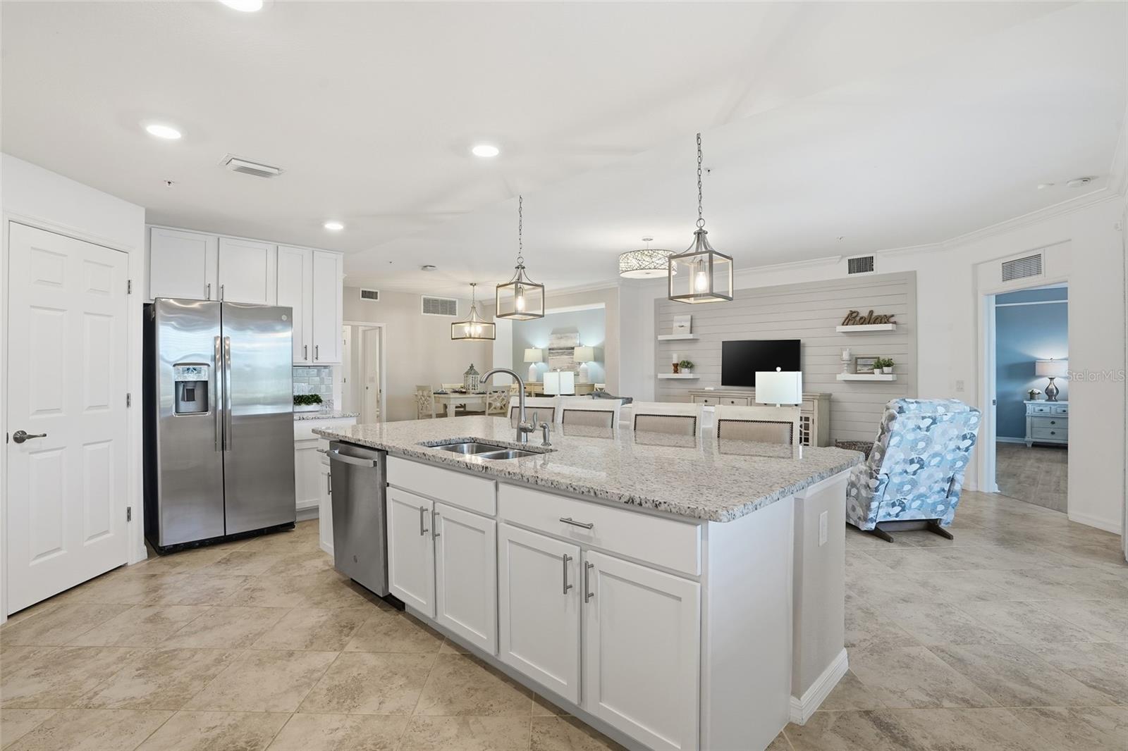 14033 BLACK BEAUTY DR #512