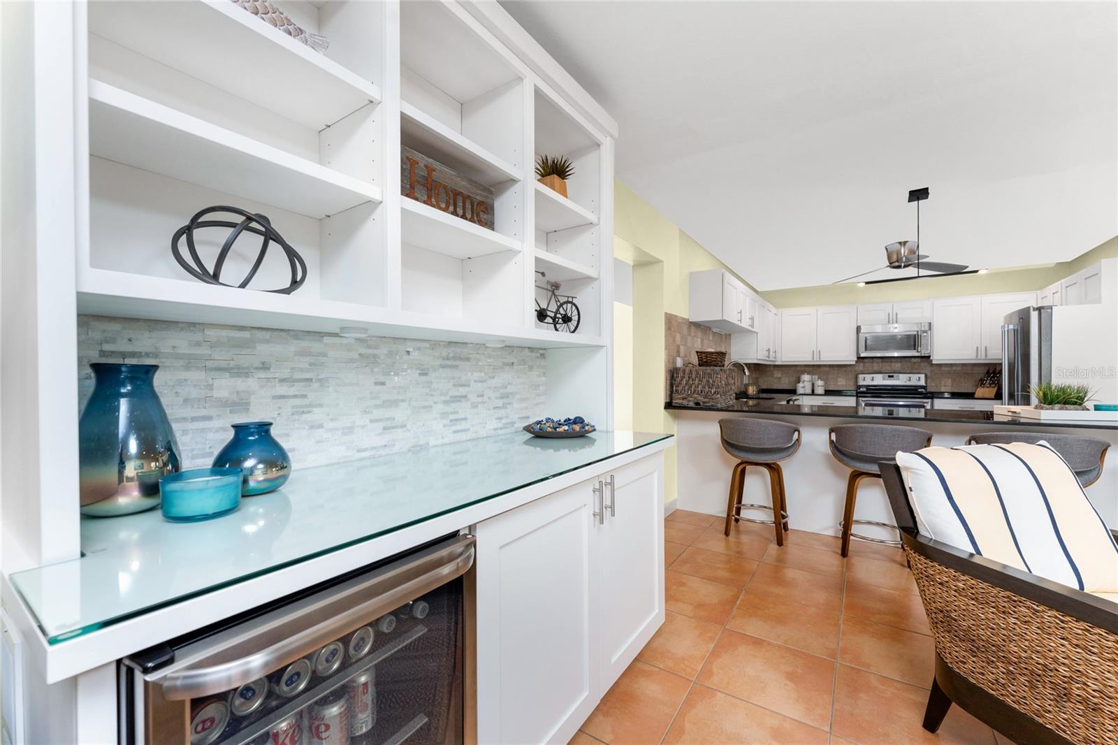 3230 SOUTH SHORE DR #33B