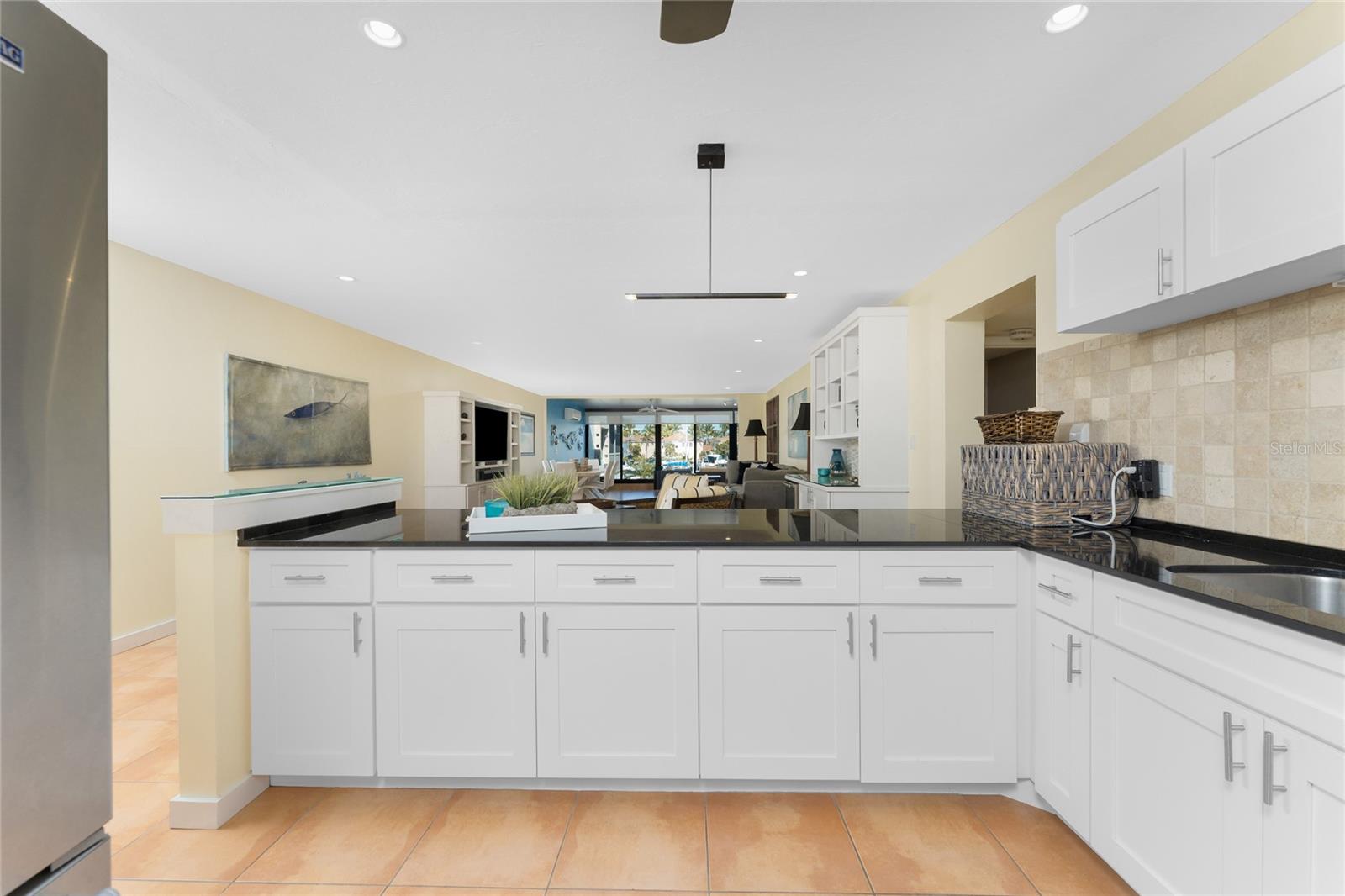 3230 SOUTH SHORE DR #33B