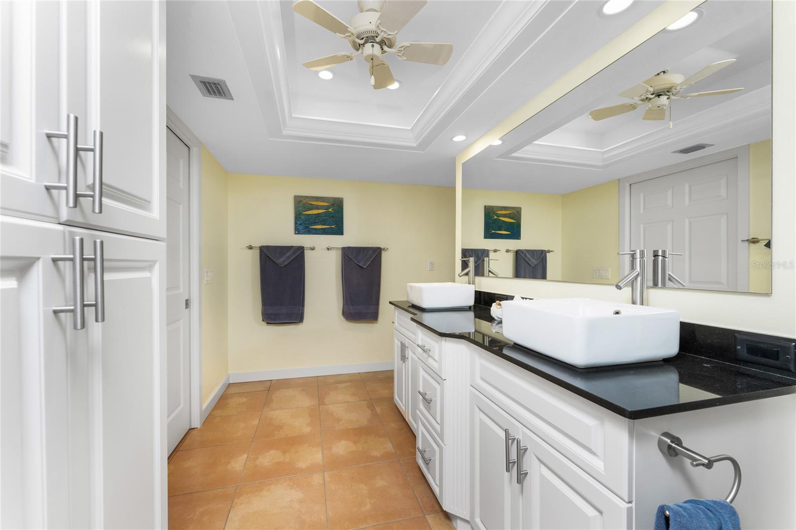 3230 SOUTH SHORE DR #33B