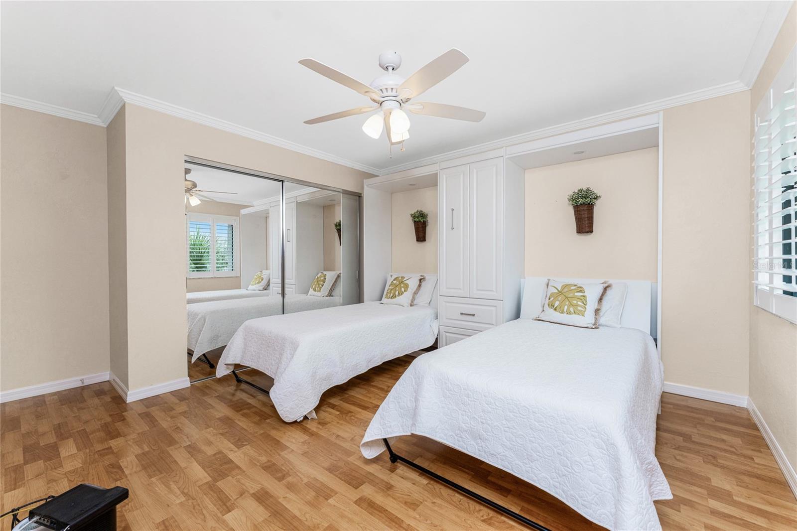 1610 ISLAMORADA BLVD #64C