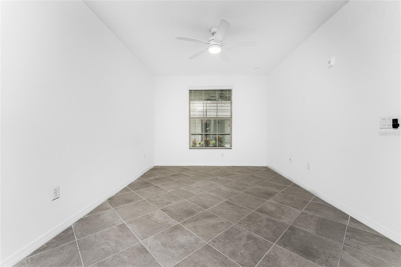 12440 WELLEN GOLF ST #106