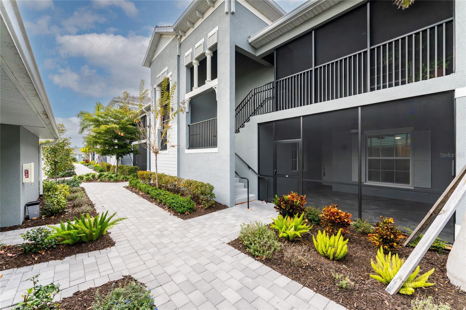 12440 WELLEN GOLF ST #106