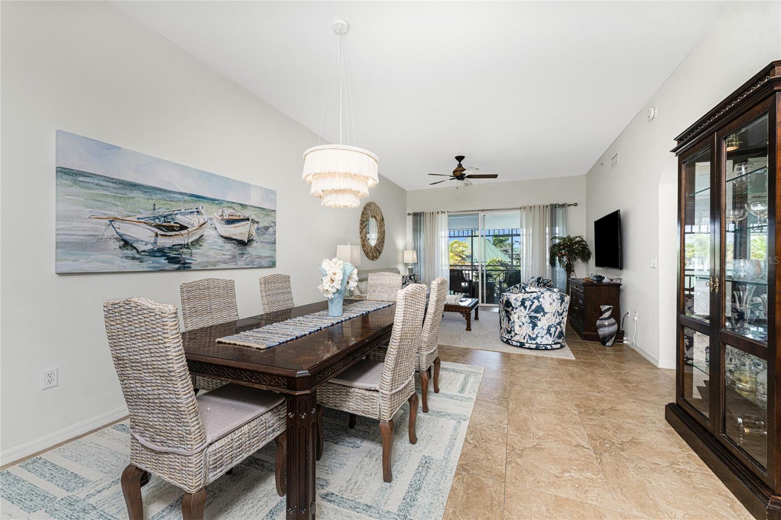 5117 MELBOURNE ST #B304