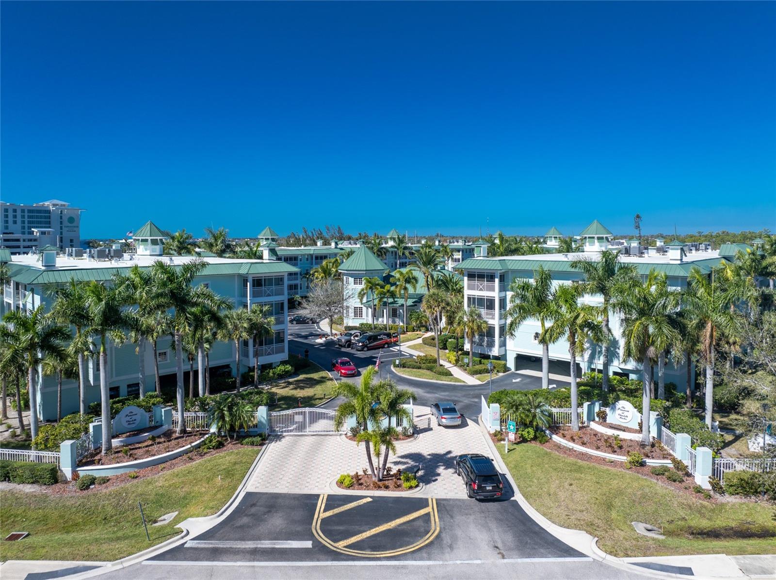 5117 MELBOURNE ST #B304