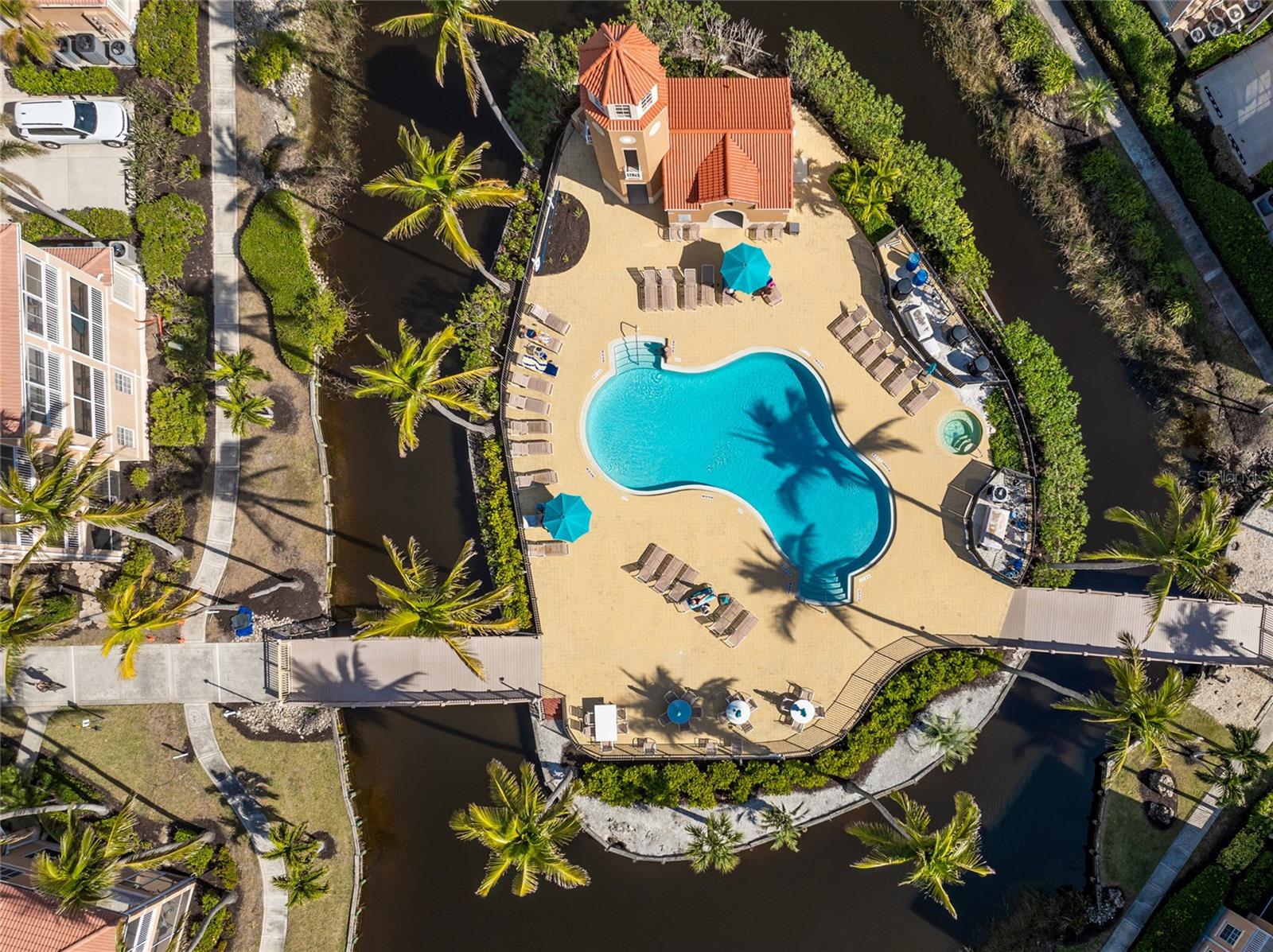 3464 SUNSET KEY CIR #103