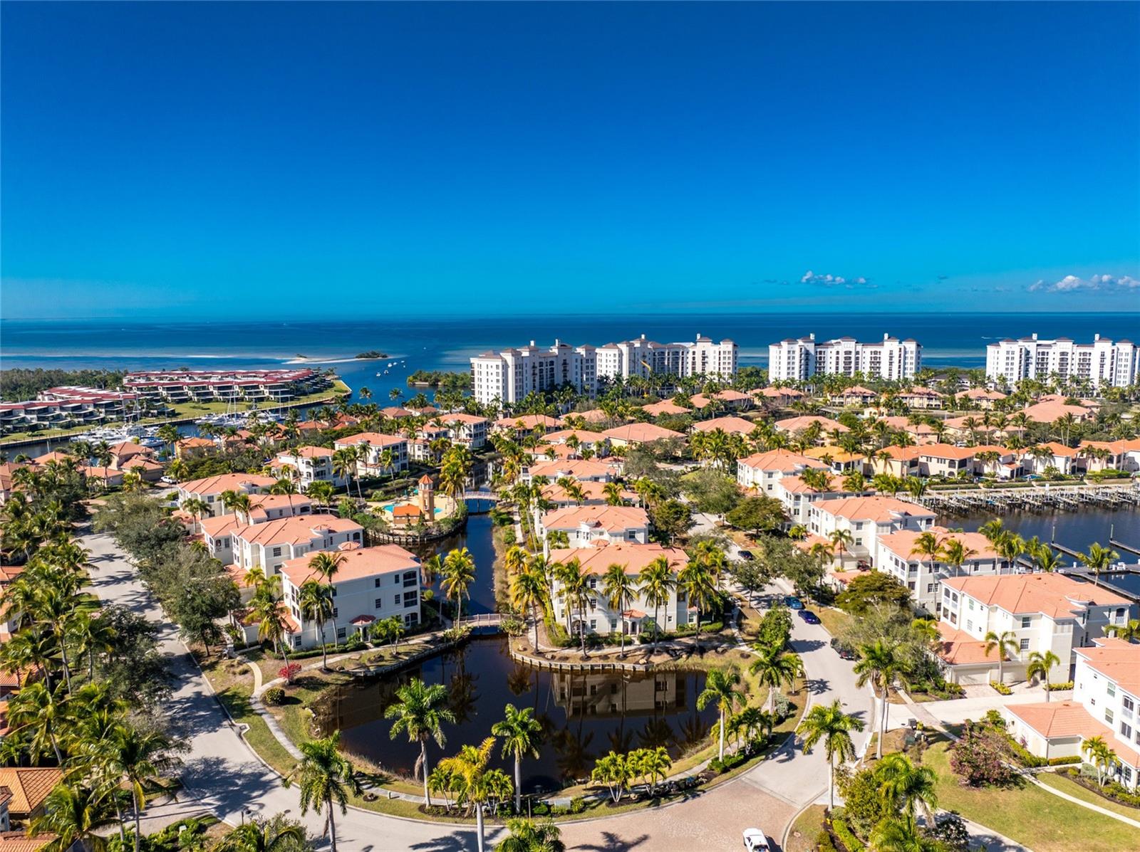 3464 SUNSET KEY CIR #103