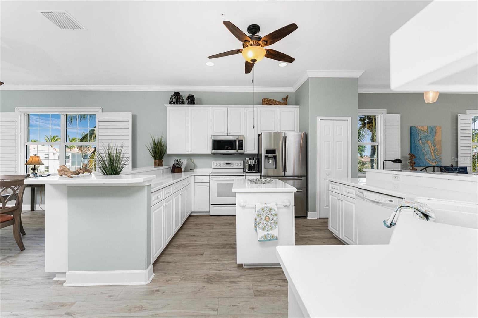 3464 SUNSET KEY CIR #103