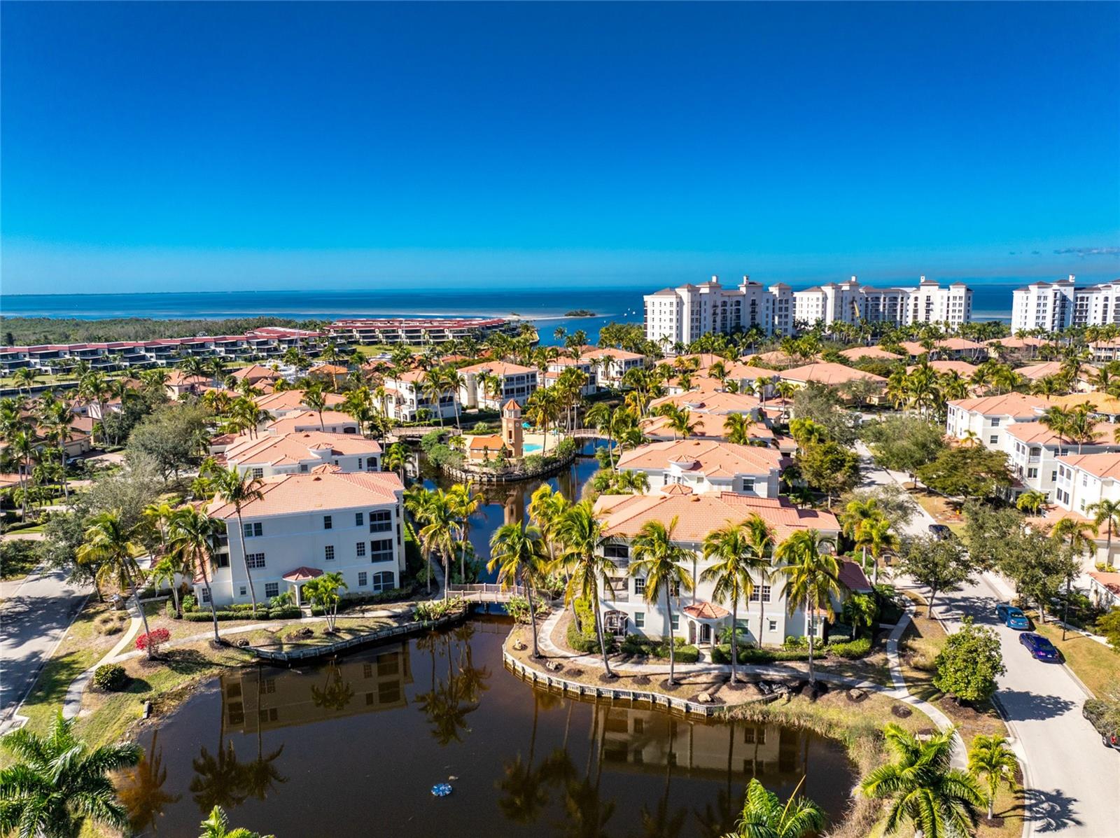 3464 SUNSET KEY CIR #103