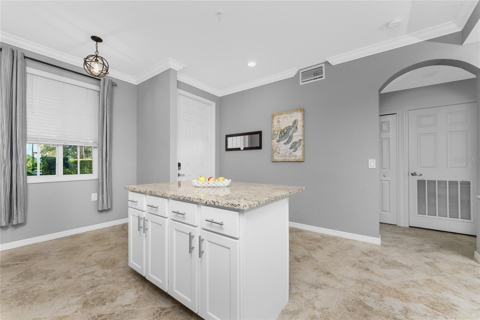 14091 HERITAGE LANDING BLVD #115