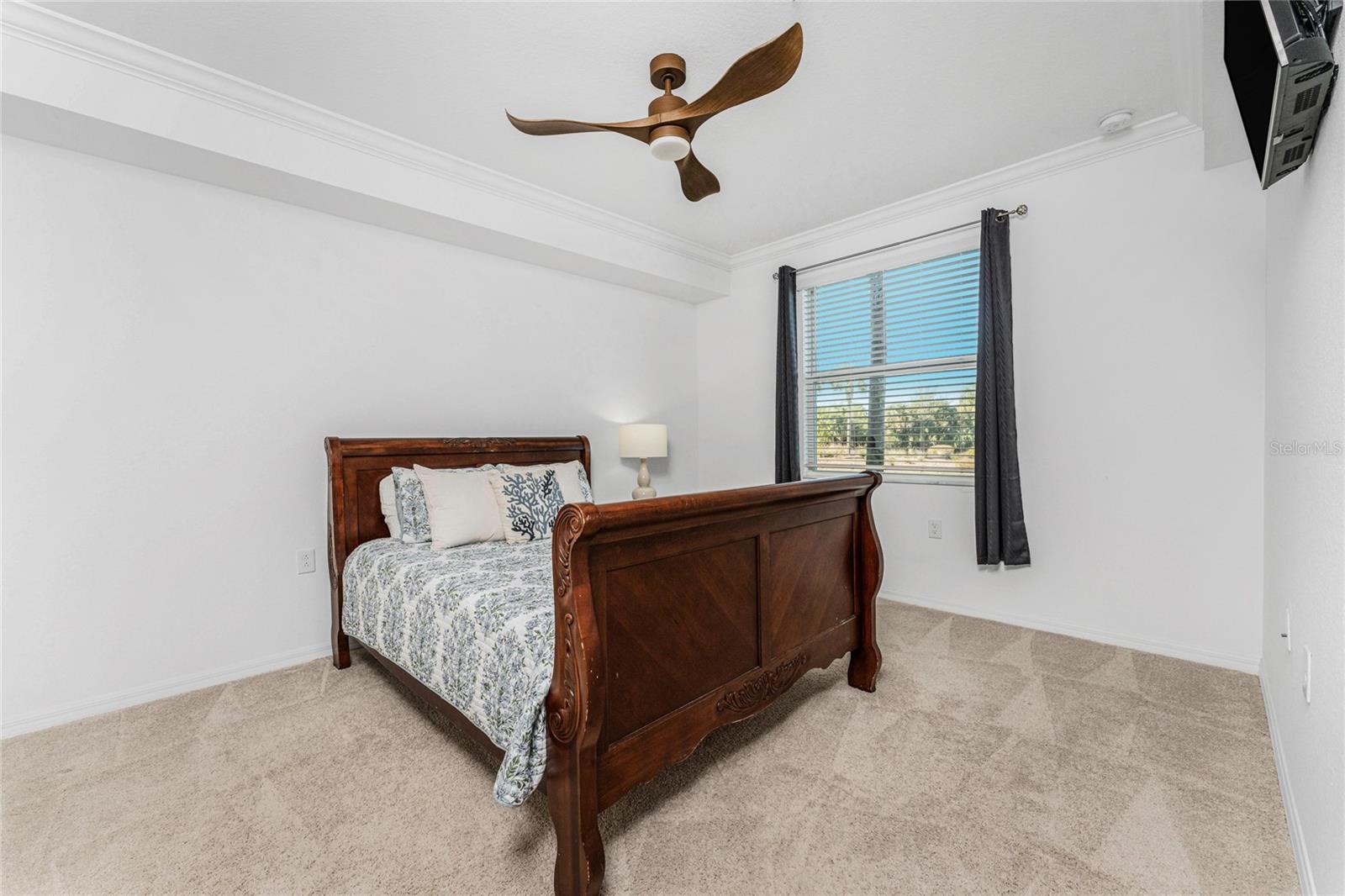 14091 HERITAGE LANDING BLVD #115