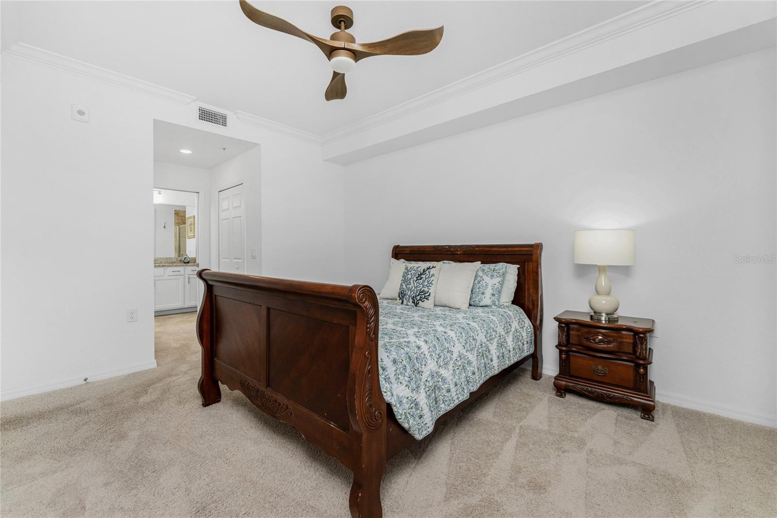 14091 HERITAGE LANDING BLVD #115