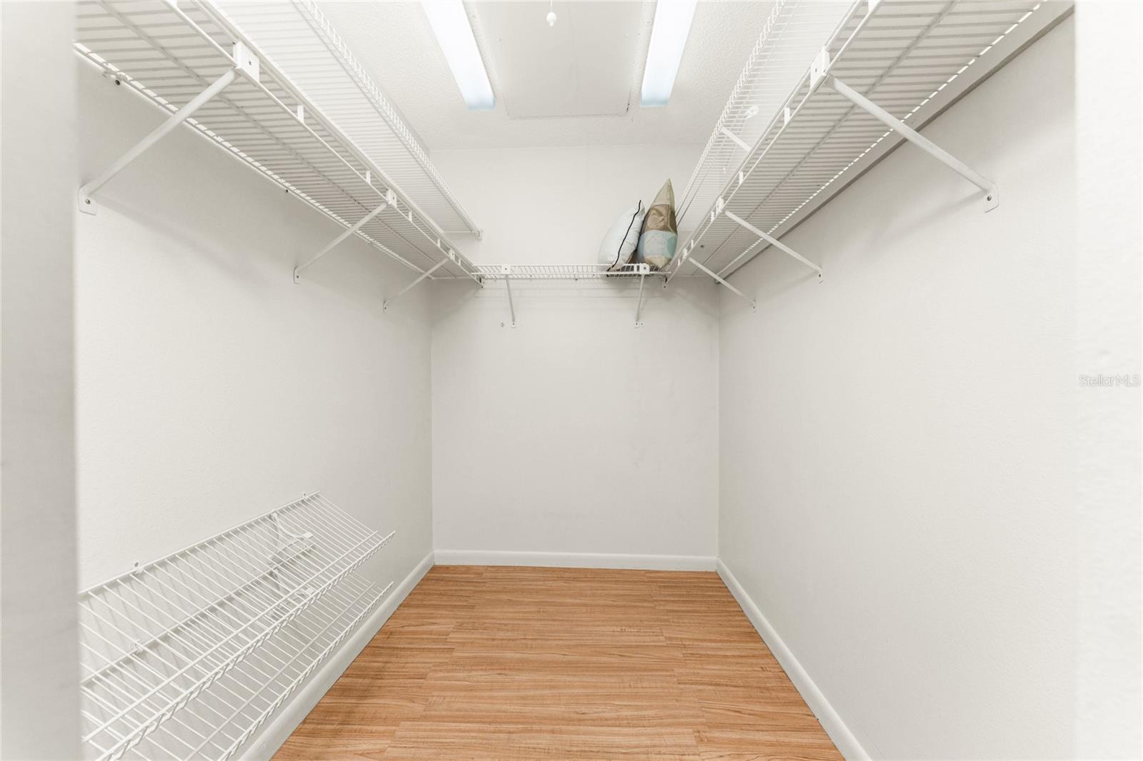 301 ISLAMORADA BLVD #22B