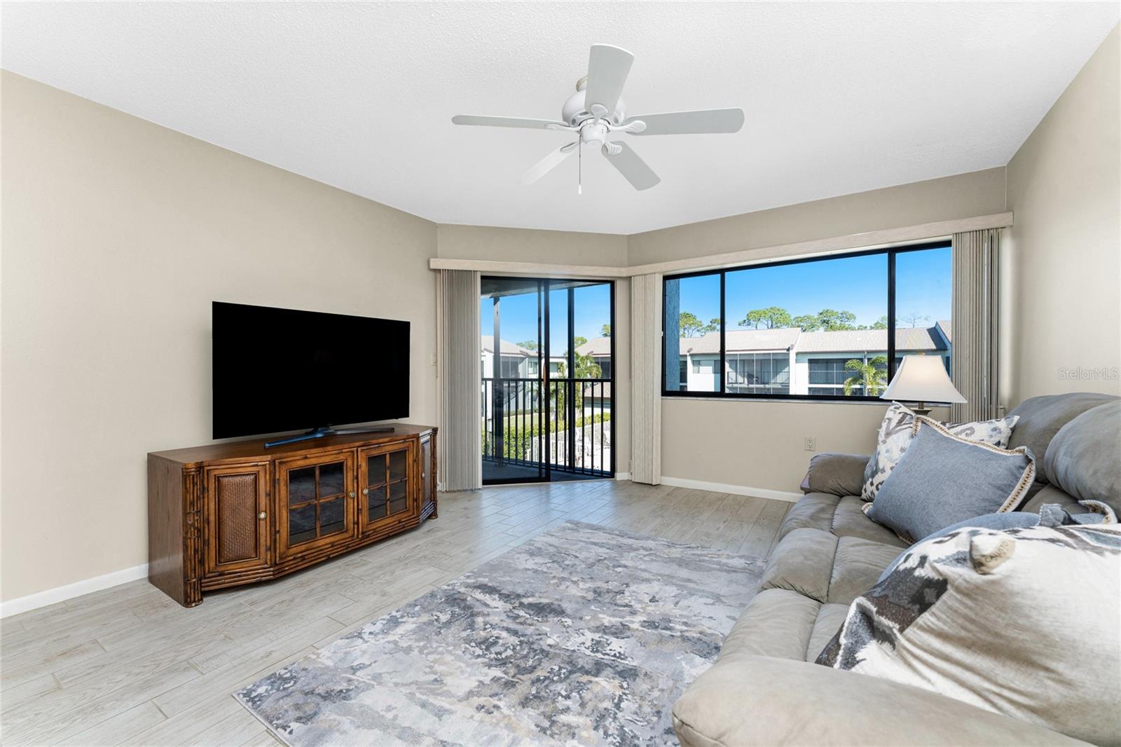 301 ISLAMORADA BLVD #22B