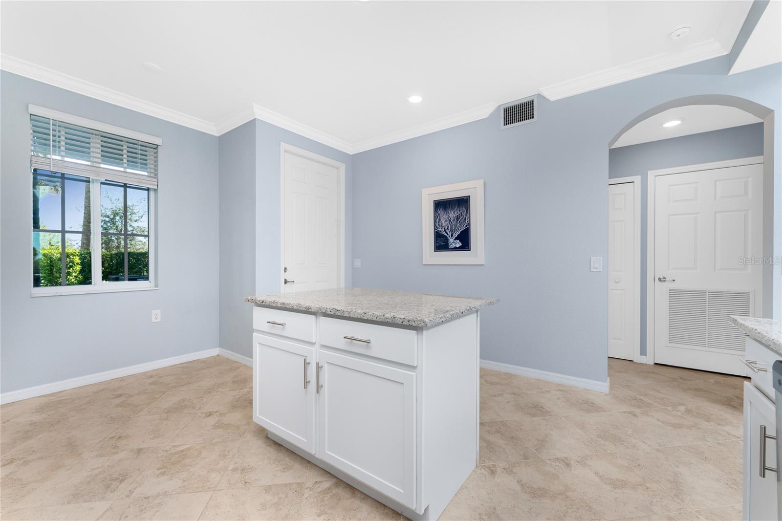 14051 HERITAGE LANDING BLVD #515